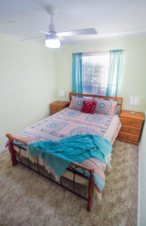 Manilla Cottage - Manilla NSW - Internet Find 3