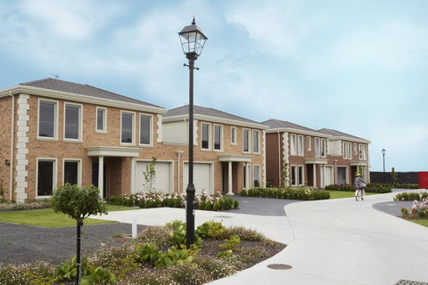 Mansi On Raymond - Internet Find 0