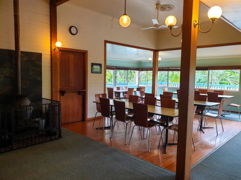 Midginbil Eco Resort - Internet Find 1