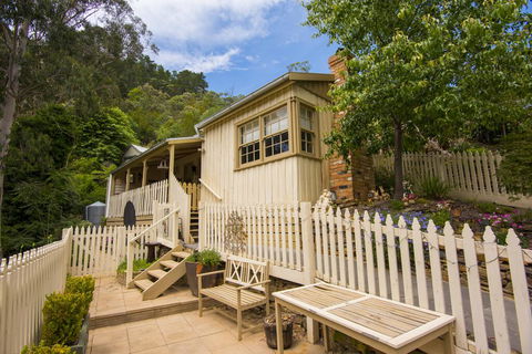 Mill House - Internet Find 0