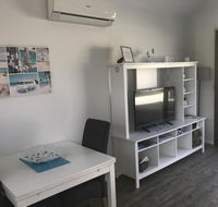 Mindarie Beach Studio - Internet Find