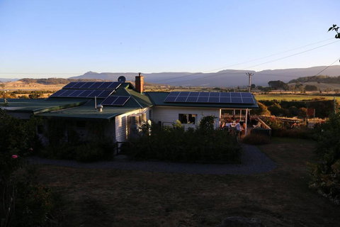 Mole Creek Cabins - Internet Find 2