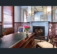 Mount Victoria Manor - Internet Find