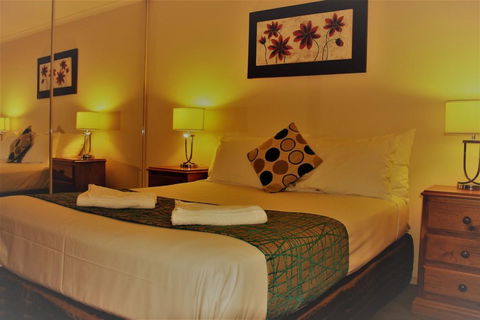 Mount Waverley Townhouses - Internet Find 3