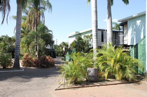 Mt Isa Irish Club Accommodation - Internet Find 2