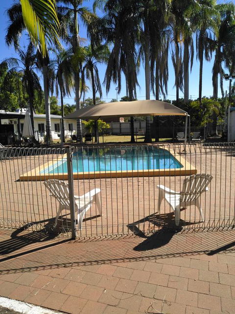 Mt Isa Irish Club Accommodation - Internet Find 3