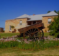 Mt Pleasant Holiday Homestead - Internet Find
