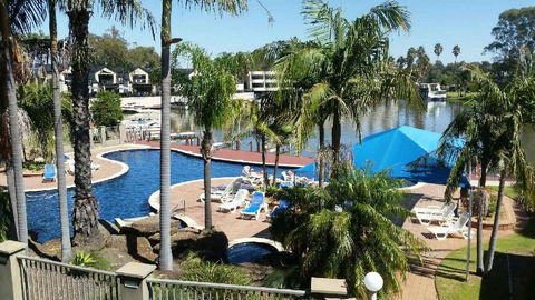 Mulwala Lakeside Apartment - Internet Find 1