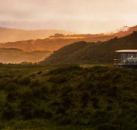 Mures Cloudy Bay Retreat - Internet Find