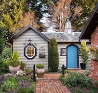 Musk Farm Studio - Internet Find