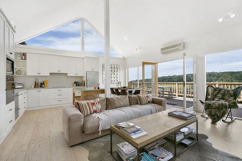 Nafplio Luxury Hideaway With Open Fireplace, On 3 Acre Vineyard, Water Views, Close To Wineries - Internet Find 2