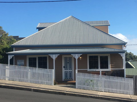 Noah's Stanley Luxury Bed And Breakfast - Internet Find 1