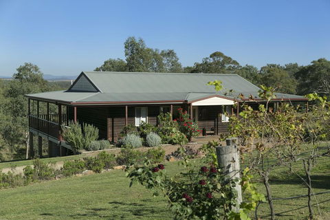 North Lodge Clan Cottage - Internet Find 0
