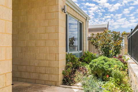 Ocean Keys Cottage - Free WiFi - Internet Find 3