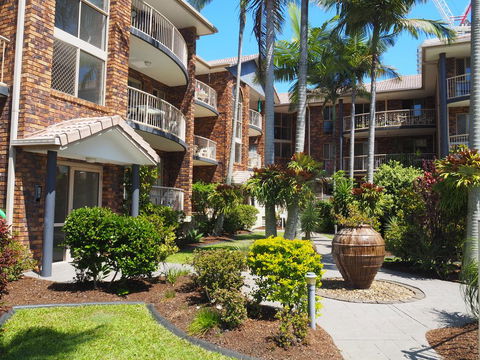 Oceanside Cove Holiday Apartments - Internet Find 1
