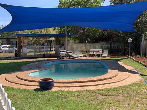 Orana Windmill Motel - Internet Find 1