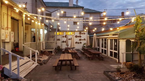 Orbost Club Hotel - Internet Find 1