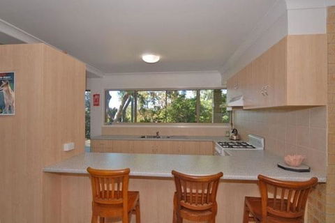 Orchid Beach Apartments - Internet Find 2