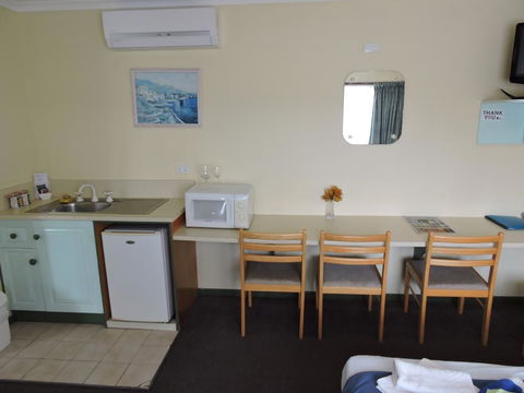 Pacific Motor Inn - Internet Find 3
