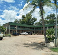 Palm Court Backpackers - Internet Find
