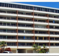 Park Towers Holiday Units - Internet Find