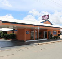 Parkside Motel  Licensed Restaurant - Internet Find