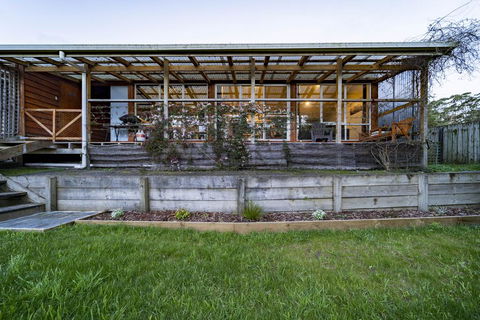 Platypus Waters B&B - Internet Find 2