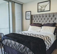 Presidential 3-bed 2-bath balcony with pool included - Internet Find