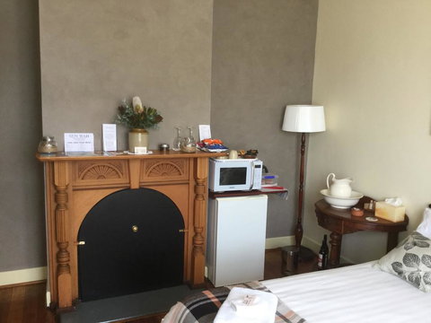 Pump Jack B&B - Internet Find 3