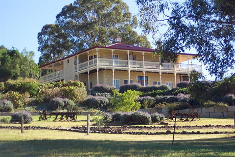 R On The Downs BnB & Cottages - Internet Find 0