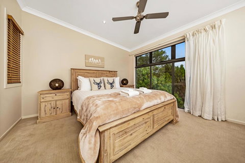 Ravensbourne Escape - Silverwood Lodge - Internet Find 3