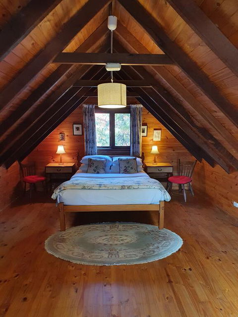Redgum Hill Country Retreat - Internet Find 1