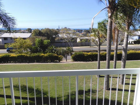 Reef Adventureland Motor Inn - Internet Find 2