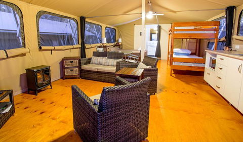 Reflections Holiday Parks Bonny Hills - Internet Find 2