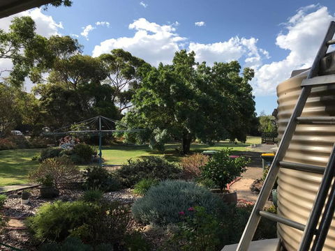 Relaxing Geelong Studio - Internet Find 3
