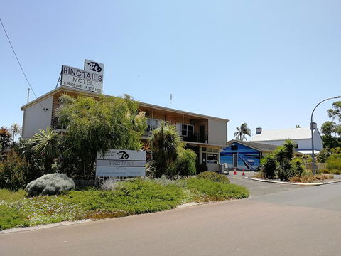 Ringtails Motel - Internet Find 0