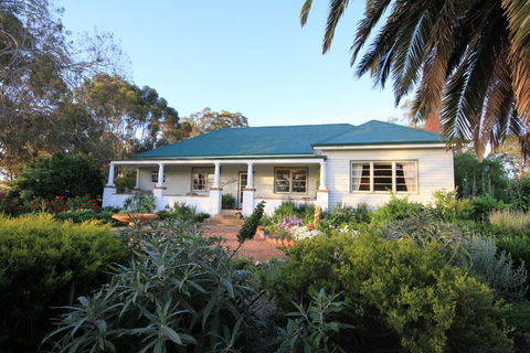 Rostrata Country House - Internet Find 0