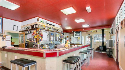 Royal Hotel Herberton - Internet Find 3