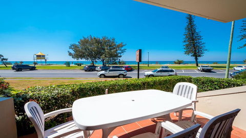 Sandrift Beachfront Apartments - Internet Find 1