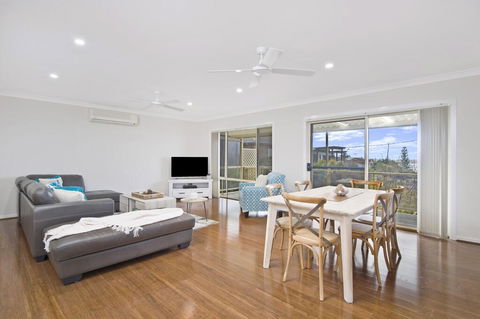SEAVIEW DREAM - Bonny Hills - Internet Find 1