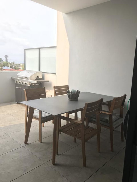 Secret At Shellharbour Village - Water View - Internet Find 1