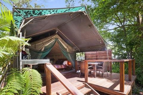 Seven Mile Beach Holiday Park - Internet Find 1