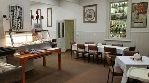Snake Valley Hotel - Internet Find 0