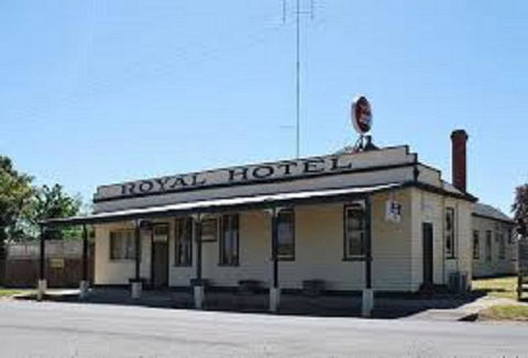 Snake Valley Hotel - Internet Find 2