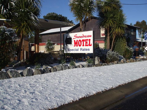 Snowdream Motel - Internet Find 1