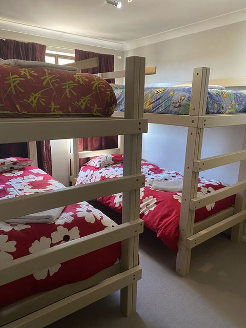 Snowgate Motel + Apartments - Internet Find 2