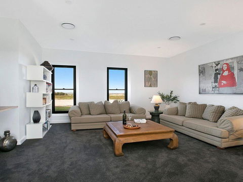 Somerton Ridge - The Perfect Rural Retreat - Internet Find 3