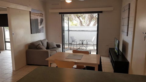 Stay Awhile In Port Pirie - Min Stay 4 Nights - Internet Find 2