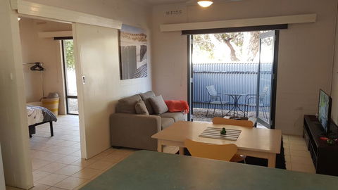 Stay Awhile In Port Pirie - Min Stay 4 Nights - Internet Find 1