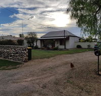 Stonewall Cottage - Internet Find